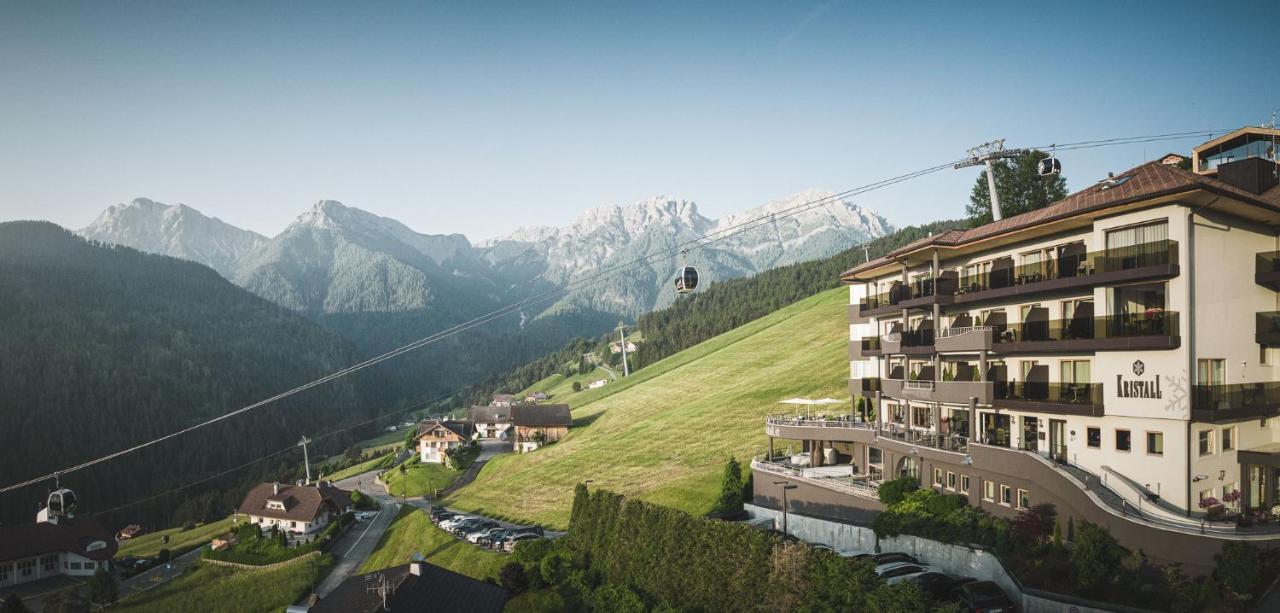 מלון Kronplatz-resort Kristall